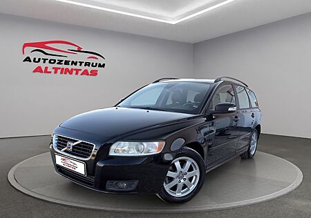Volvo V50 Kombi 2.0 D*KLIMAAUT*SHZ*TÜV NEU*TEMPOMAT*