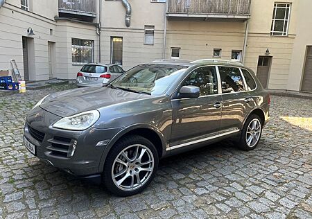 Porsche Cayenne S Hybrid S