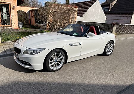 BMW Z4 sDrive18i Cabrio Leder Navi Xenon