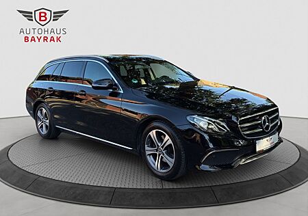 Mercedes-Benz E 220 d WIDESCREEN/RFK/AHK/LEDER/TEMP./UVM..
