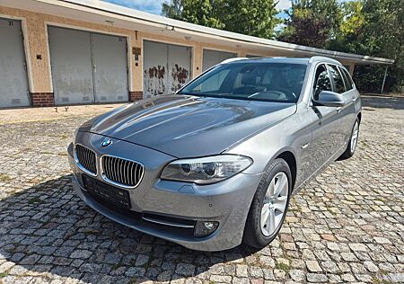 BMW 530d xDrive Touring Leder Xenon Panorama Ahk