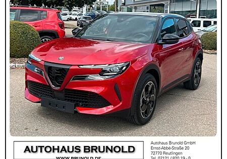 Alfa Romeo Junior Elettrica SPECIALE 115kW 156 PS