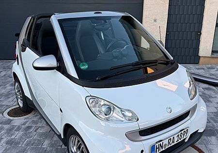 Smart ForTwo cabrio 1.0 52kW Cabrio, TÜV Neu