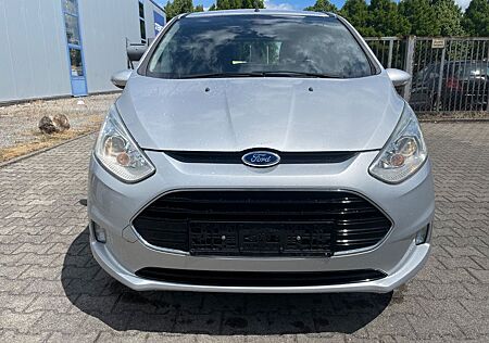 Ford B-Max Titanium