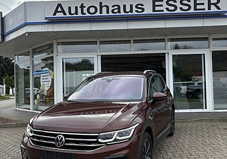 VW Tiguan Volkswagen Elegance 4Motion Matrix LED ACC AHK schwe