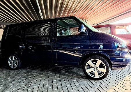 VW T4 Caravelle Volkswagen 2,5-l-Diesel TDI