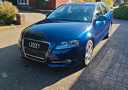 Audi A3 1.2 TFSI Attraction Sportback Attraction