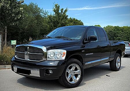 Dodge RAM 1500 5.7 V8 Hemi 4x4 Laramie QuadCab