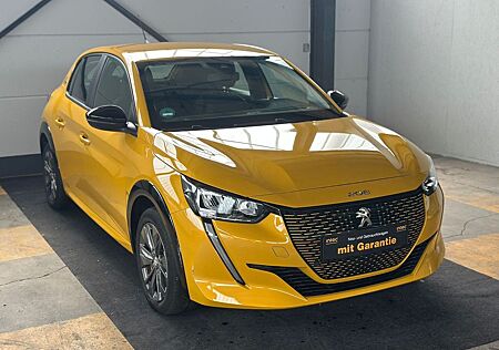Peugeot e-208 active Pack SITZHEIZ TEMP LED PDC