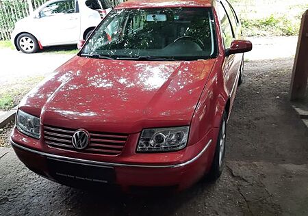 VW Bora Volkswagen 1.6 TÜV 11/26 Kamera