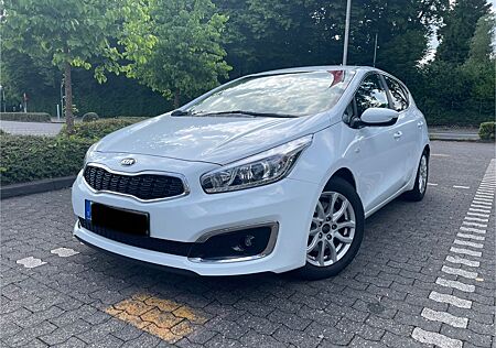 Kia Cee'd 1.6 GDI | 136 PS | EZ 09/2016 | HU 03/2026