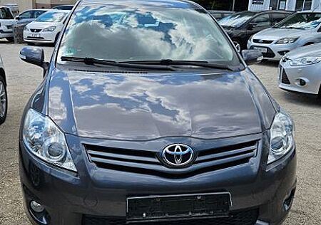 Toyota Auris 2,0-l-D-4D Life+ Life+