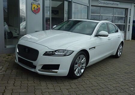 Jaguar XF Portfolio