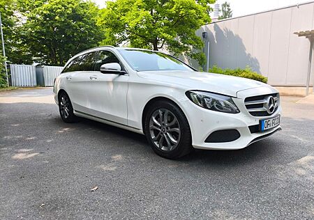 Mercedes-Benz C 180 T AVANTGARDE AVANTGARDE