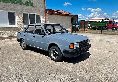 Skoda 125L vin 334