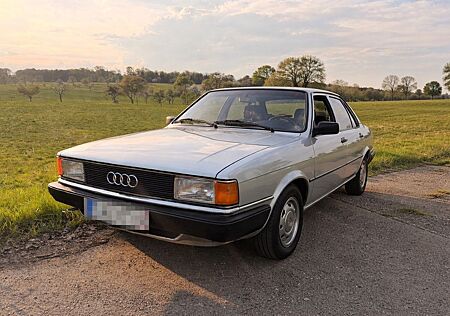 Audi 80 GLS  , 8.500 km   Sammlerstück     Oldtimer