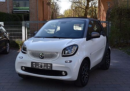 Smart ForTwo Cabrio NAVI KAMERA TÜV NEU