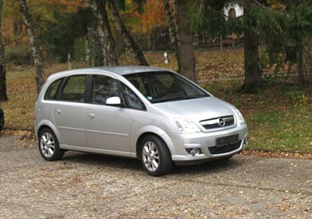 Opel Meriva 1.8 Cosmo