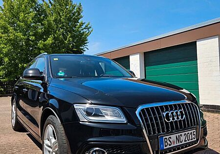 Audi Q5 2.0 TDI clean diesel - S LINE/ ACC/ Spurhalt