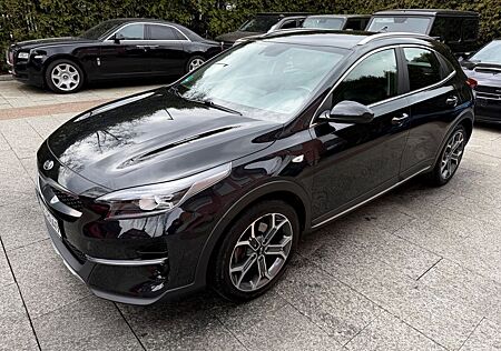 Kia XCeed 1.6 CRDI Vision *LED*Navi*Kamera*1.Hand*