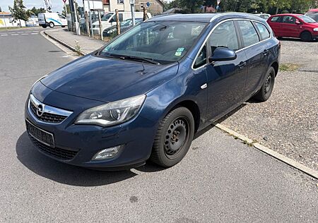Opel Astra J Sports Tourer Innovation