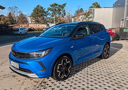 Opel Grandland X Grandland 1.6 Hybrid Ultimate *Vollausstattung*