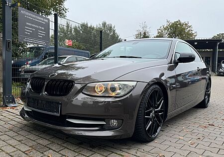 BMW 330d xDrive AUT. BI-XENON NAVI STANDHEIZUNG UVM
