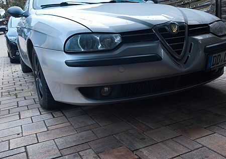 Alfa Romeo 156 2.0 T.S. Selespeed -