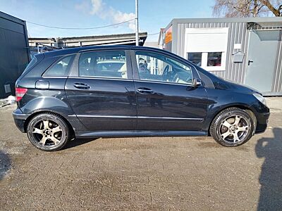 Mercedes-Benz B 200 AUTOMATIKGETRIEBE+T.LEDER+SHZ+TEMPOMAT