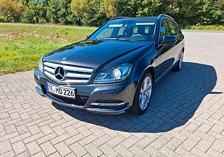 Mercedes-Benz C 200 CGI T BlueEFFICIENCY AVANTGARDE