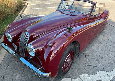 Jaguar XK 120 DHC
