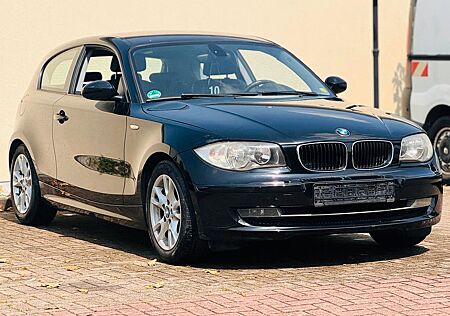 BMW 118d Tüv neu Inspektion neu Automatik 2.0