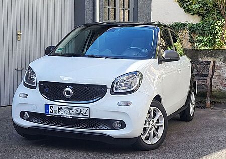 Smart ForFour gebraucht kaufen Smart ForFour EQ passion *Navi*SHZ*Klimaaut.*