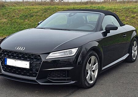 Audi TT 40 TFSI S tronic Roadster -