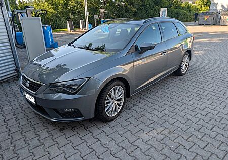Seat Leon ST 1.4 TGI DSG, ACC, AHK, LED, PANO