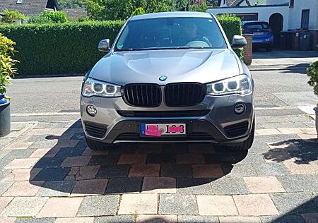 BMW X3 xDrive20i AT -