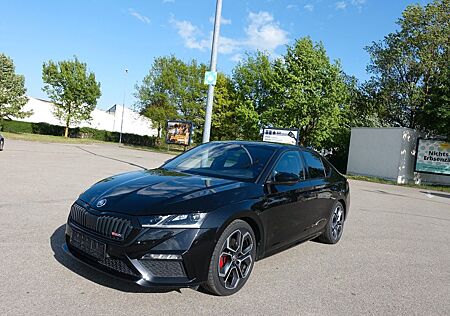 Skoda Octavia Lim. RS Plus 4x4 2,0TDI DSG Matrix NAVI