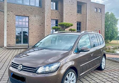 VW Touran Volkswagen 2.0 TDI 130kW DSG Highline Highline