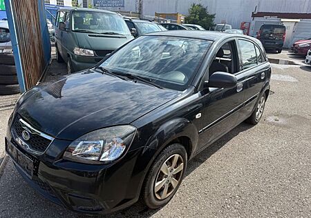 Kia Rio 1.4 SPIRIT Klima