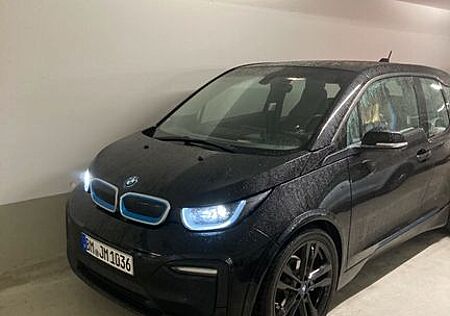 BMW i3 (120 Ah), Privat Neu Winterreifen
