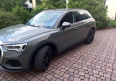 Audi Q3 35 TFSI -