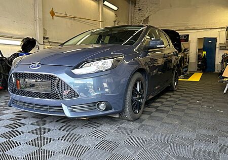 Ford Focus ST Line Sitzheizung, Multi Lenkrad