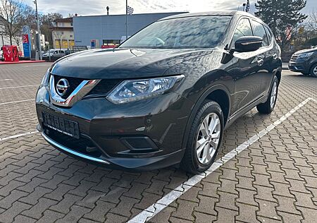 Nissan X-Trail Visia