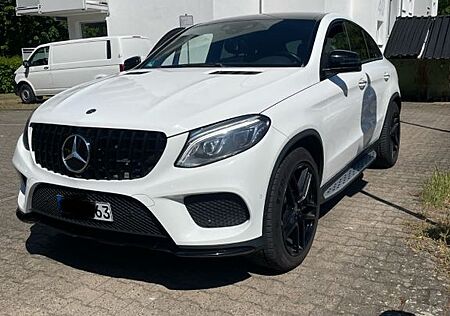 Mercedes-Benz GLE 350 d AMG Line- PANO|LUFT|AHK|VOLL|TOP