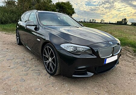 BMW 535 M550d xDrive 381 PS Touring HUD Panoramadach