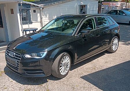 Audi A3 Sportback 2.0 TDI attraction