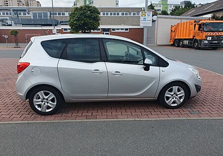 Opel Meriva 1.7 CDTI 150 Jahre 74kW Automati...