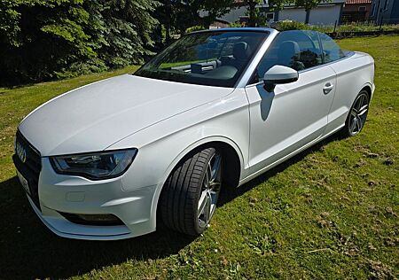 Audi A3 1.4 TFSI COD ultra S tronic Ambition C. A...