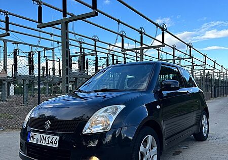 Suzuki Swift gepflegt & zuverlässig mit Sitzheiz. und Klima.