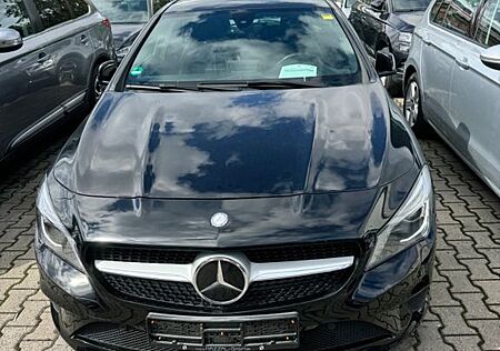 Mercedes-Benz CLA 220 CDI DCT -